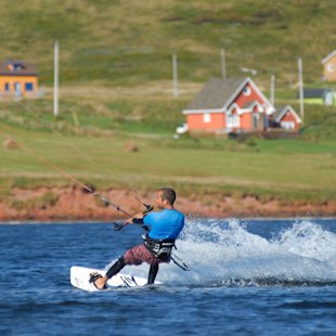 Kitesurf aux Îles de la Madeleine